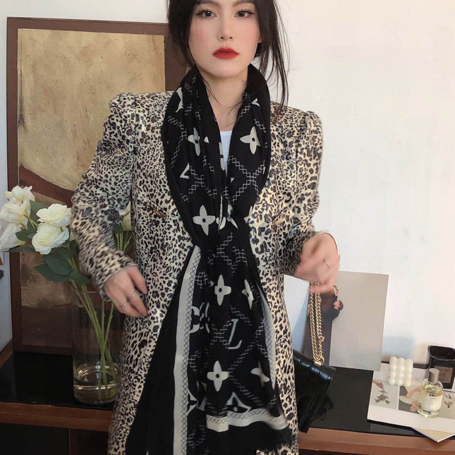 LV SCARF 200 CM IN CASHMERE 738534
