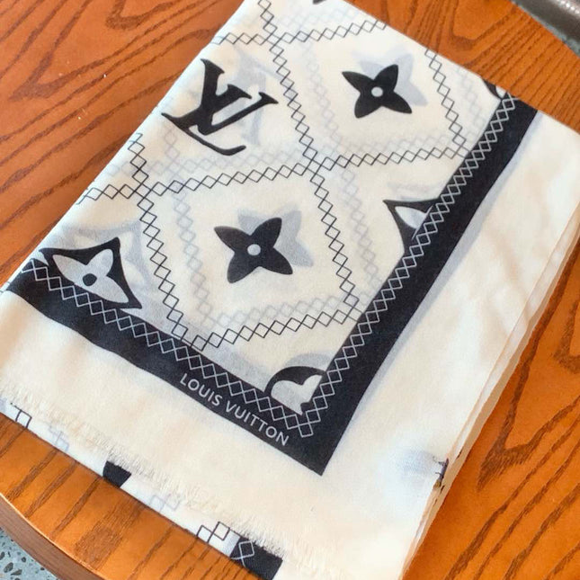 LV SCARF 200 CM IN CASHMERE 738535