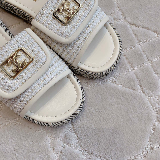 PLATFORM SLIPPERS IN WHITE WOOL AND LAMBSKIN