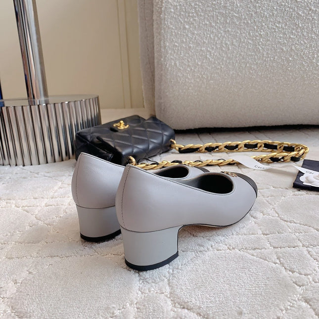 PUMP ROUNG TOE IN SLATE GREY MIX BLACK SHEEPSKIN