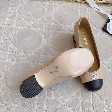 PUMP ROUNG TOE IN BEIGE CREAM MIX BLACK SHEEPSKIN