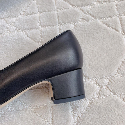 PUMP ROUNG TOE IN BLACK SHEEPSKIN