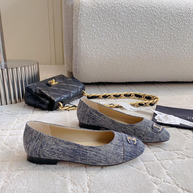 BALLET FLATS IN PIGEON BLUE DENIM