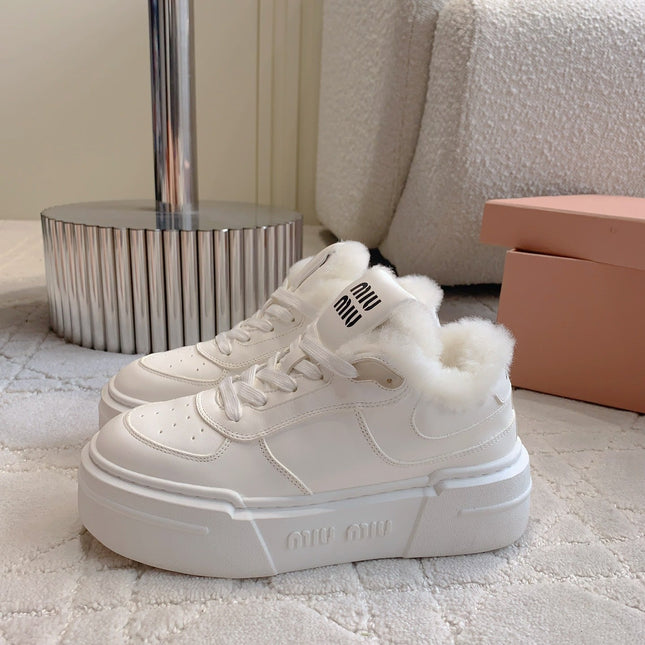 THICK SOLE SNEAKERS IN WHITE LAMBSKIN WITH RABBIT FUR LINING