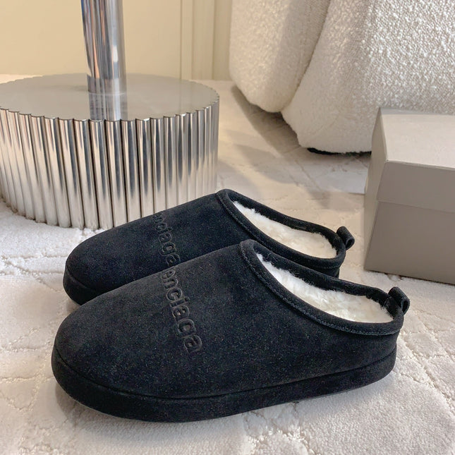 ALASKA SLIPPER IN BLACK SUEDE