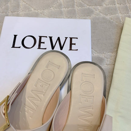 PETAL BELT FLAT SANDAL IN BEIGE CREAM CALFSKIN