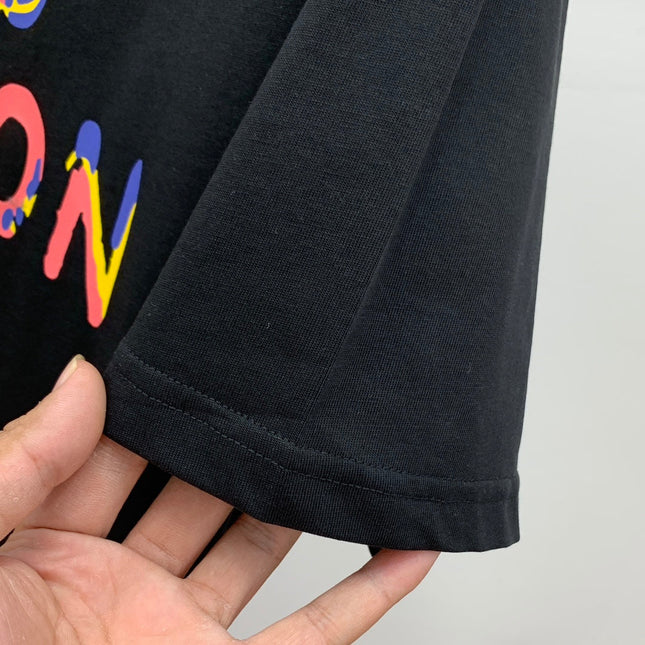 LV T-SHIRT COLORFUL LOGO IN BLACK COTTON 238877