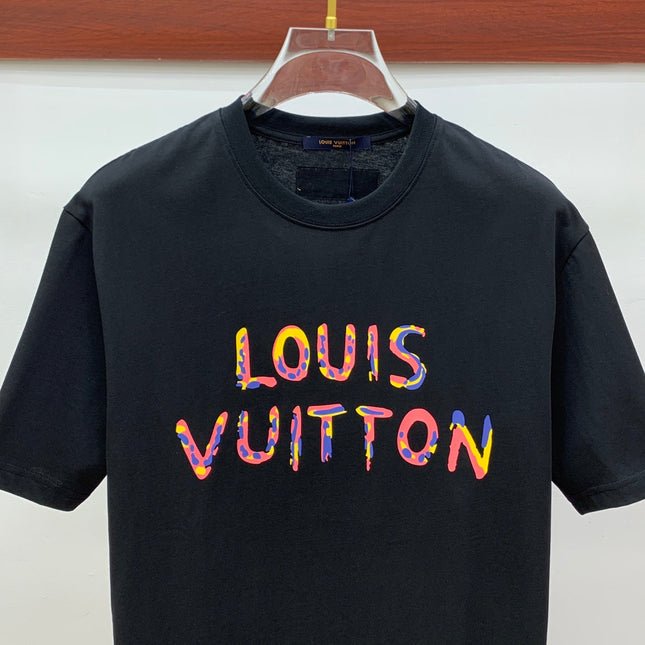 LV T-SHIRT COLORFUL LOGO IN BLACK COTTON 238877