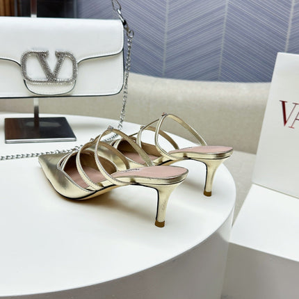 ROCKSTUD WISPY GOLD CALFSKIN MULE 60MM