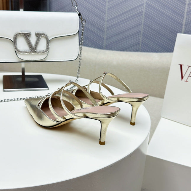 ROCKSTUD WISPY GOLD CALFSKIN MULE 60MM