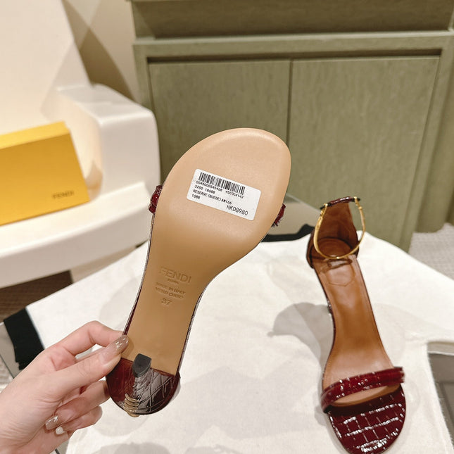 FENDI HIGH-HEELED 85 MM IN CHERRY RED LAMBSKIN WITH GOLD HARDWARE