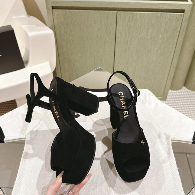 CC HIGH SANDAL BLACK SUEDE CALFSKIN