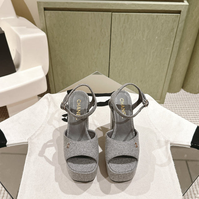 CC HIGH SANDAL GREY SUEDE CALFSKIN