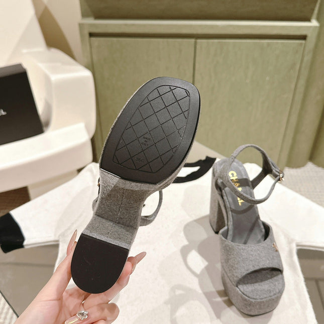 CC HIGH SANDAL GREY SUEDE CALFSKIN