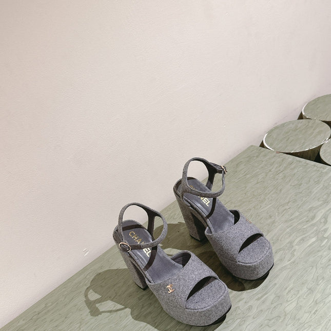 CC HIGH SANDAL GREY SUEDE CALFSKIN