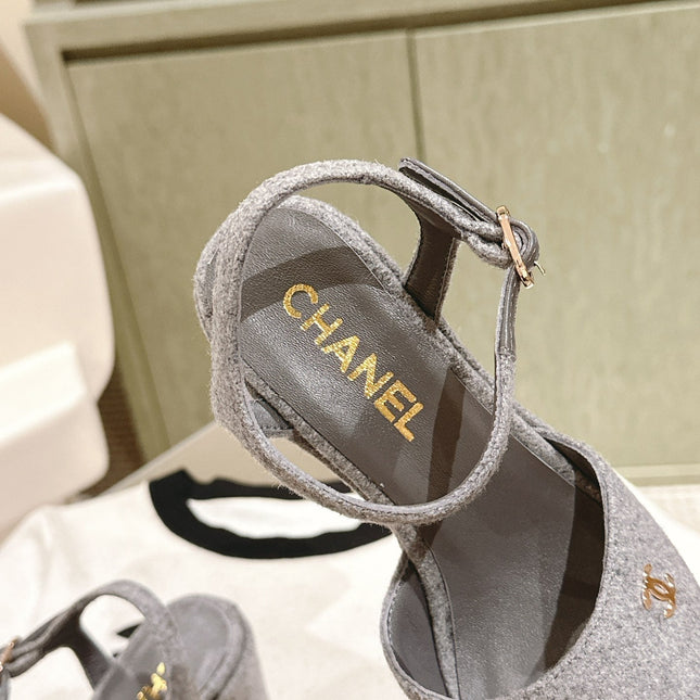 CC HIGH SANDAL GREY SUEDE CALFSKIN