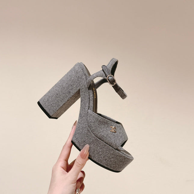 CC HIGH SANDAL GREY SUEDE CALFSKIN