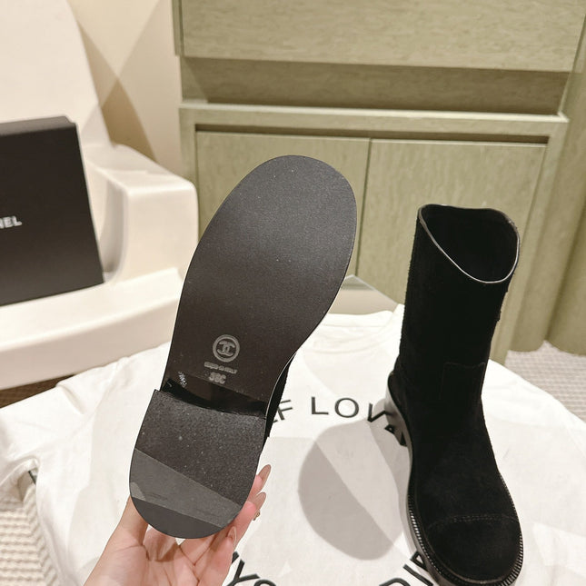 CC SHORT BOOTS BLACK SUEDE CALFSKIN