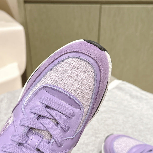 TRAINERS IN LIGHT PURPLE SUEDE AND CALFSKIN