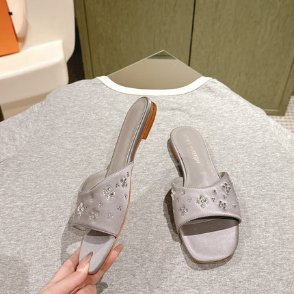 LV WOMEN FLAT MULE IN PASTEL PURPLE SATIN WITH RHINESTONE