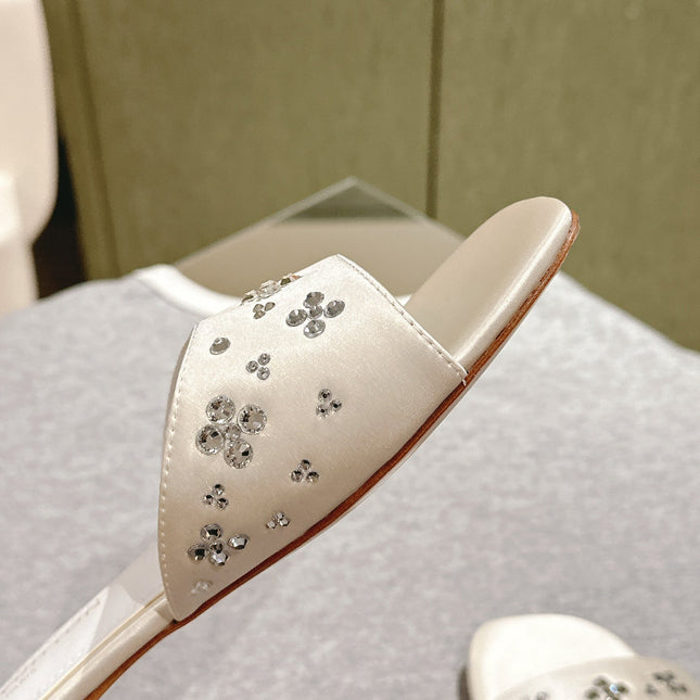 LV WOMEN FLAT MULE IN WHITE SATIN WITH RHINESTONE