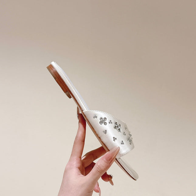LV WOMEN FLAT MULE IN WHITE SATIN WITH RHINESTONE
