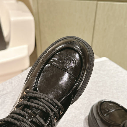 MARTIN BOOTS IN BLACK EMBROIDERED CALFSKIN