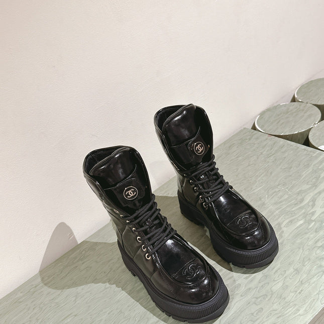 MARTIN BOOTS IN BLACK EMBROIDERED CALFSKIN