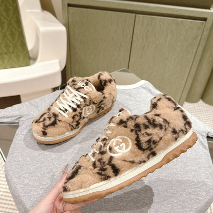 GG INTERLOCKING G SNEAKER IN BEIGE WOOL
