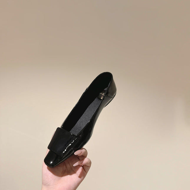 BALLERINA FLATS IN BLACK PATENT CALFSKIN