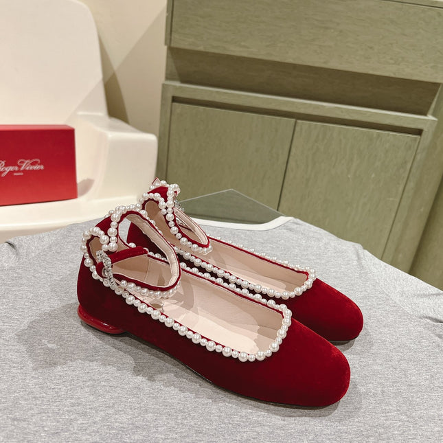 BALLERINAS MARY JANE IN BURGUNDY RED SUEDE WITH PEARL TRIM