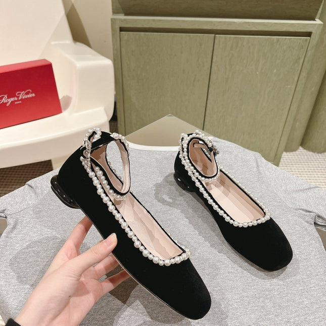 BALLERINAS MARY JANE IN BLACK SUEDE WITH PEARL TRIM