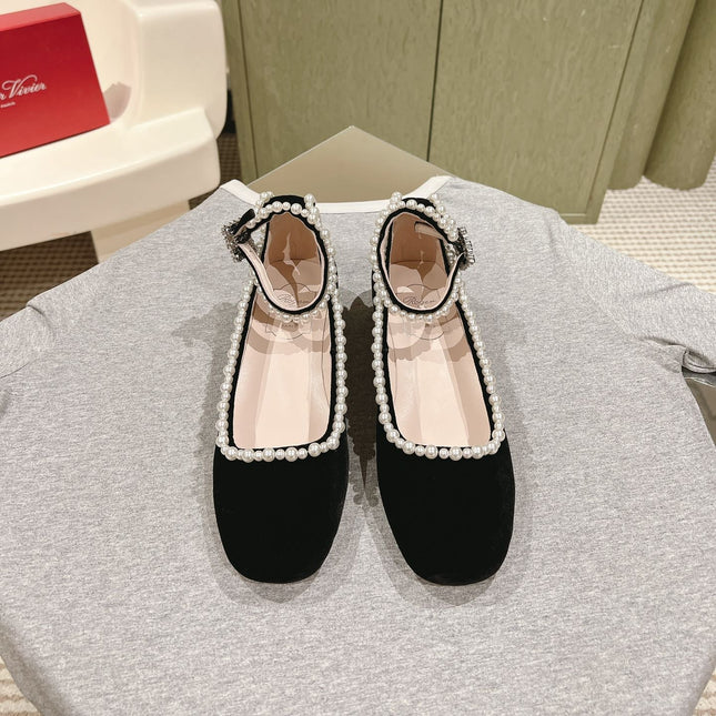 BALLERINAS MARY JANE IN BLACK SUEDE WITH PEARL TRIM