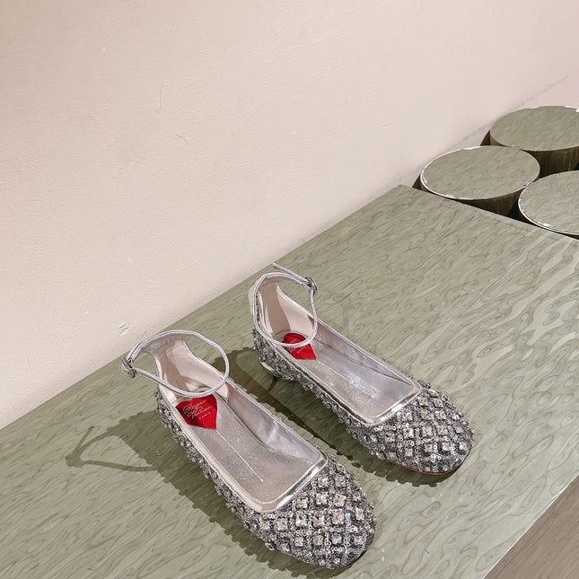 BALLERINAS IN SILVER FABRIC WITH CRYSTAL DETAILING