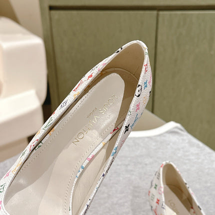 SWING HIGH PUMP 55 MM IN WHITE MONOGRAM CALFSKIN