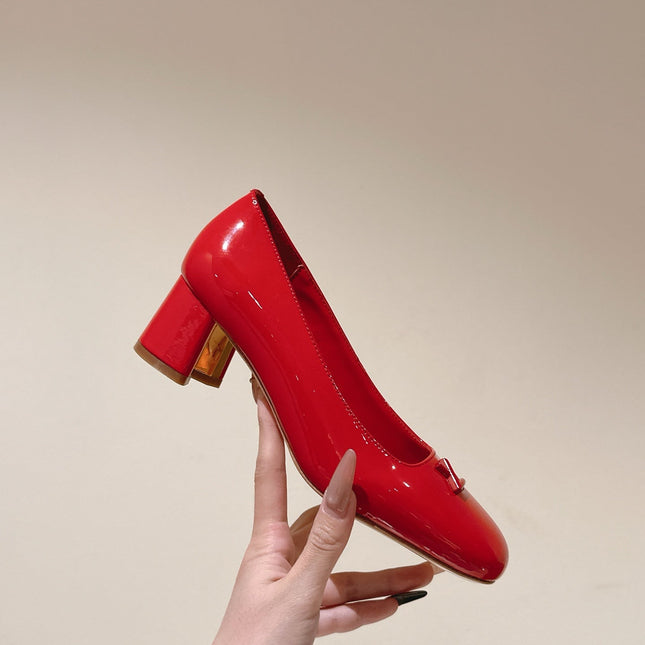 SWING HIGH PUMP 55 MM IN CRIMSON RED PATENT CALFSKIN