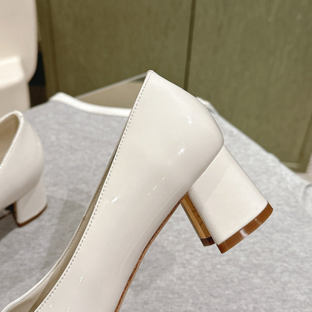 SWING HIGH PUMP 55 MM IN WHITE PATENT CALFSKIN