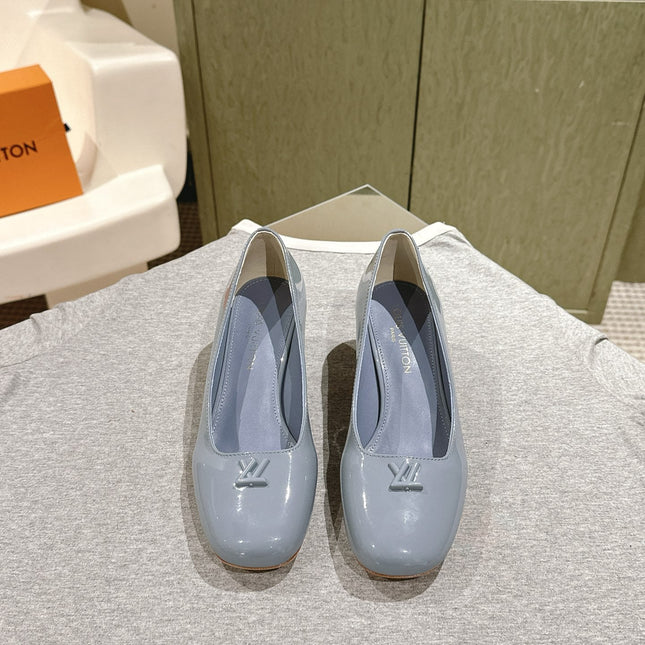 SWING HIGH PUMP 55 MM IN ICE BLUE PATENT CALFSKIN