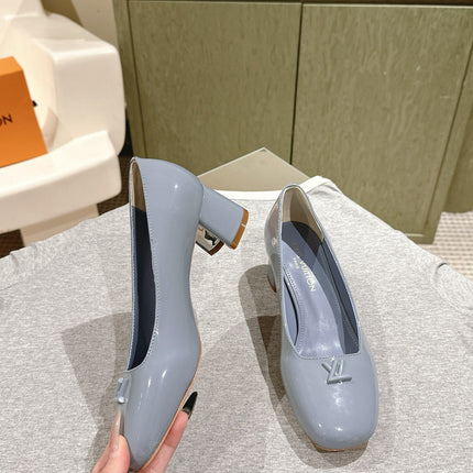 SWING HIGH PUMP 55 MM IN ICE BLUE PATENT CALFSKIN