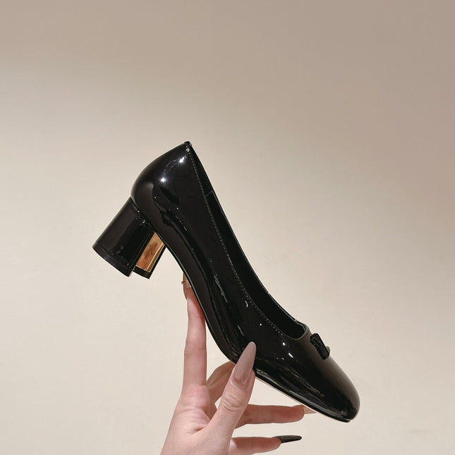 SWING HIGH PUMP 55 MM IN BLACK PATENT CALFSKIN