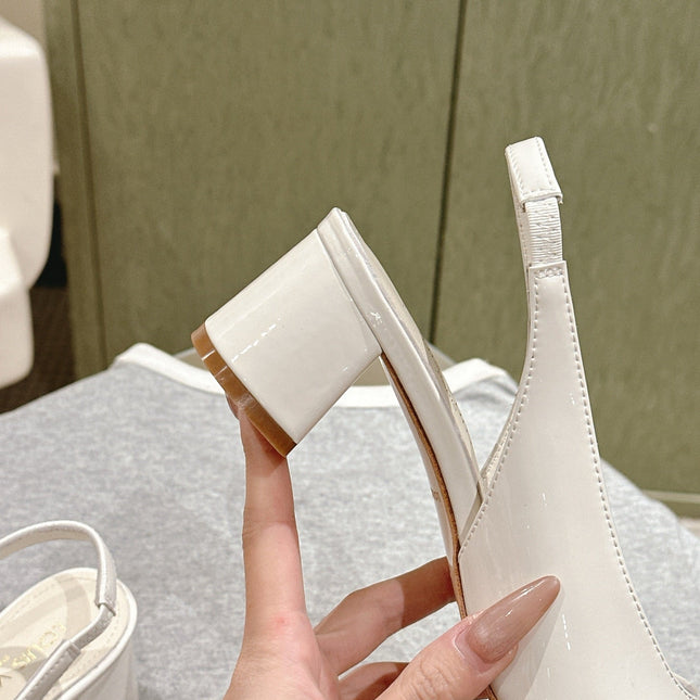 SWING SLINGBACK PUMP 55 MM IN WHITE PATENT CALFSKIN