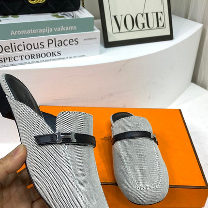 IENA MULE  GRAY CANVAS AND BLACK CALFSKIN