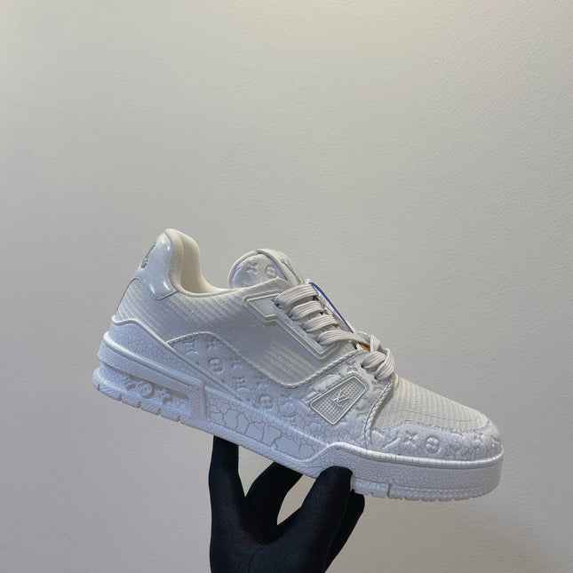 LV TRAINER MAXI SNEAKER IN WHITE EMBOSSED CALFSKIN
