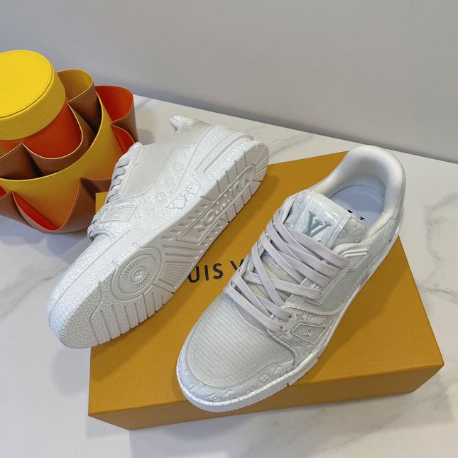 LV TRAINER MAXI SNEAKER IN WHITE EMBOSSED CALFSKIN