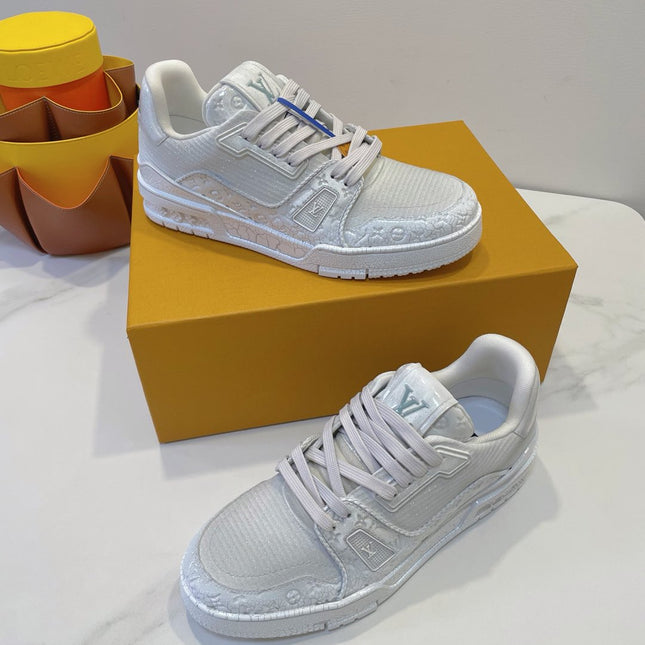 LV TRAINER MAXI SNEAKER IN WHITE EMBOSSED CALFSKIN