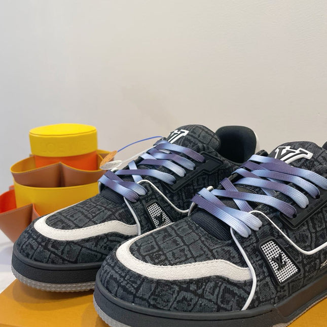 TRAINER SNEAKER IN BLACK MONOGRAM DENIM FABRIC