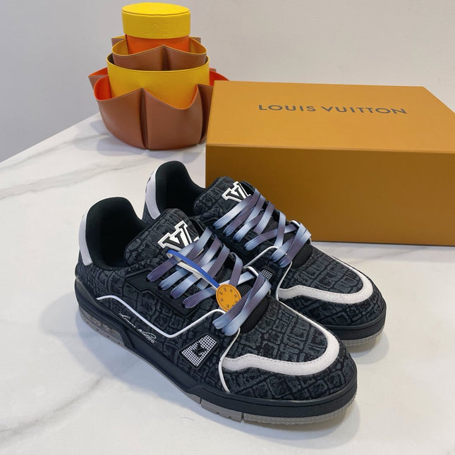 TRAINER SNEAKER IN BLACK MONOGRAM DENIM FABRIC