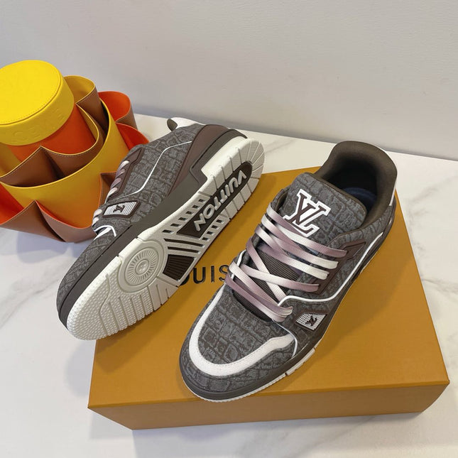 TRAINER SNEAKER IN WOOD BROWN MONOGRAM DENIM FABRIC