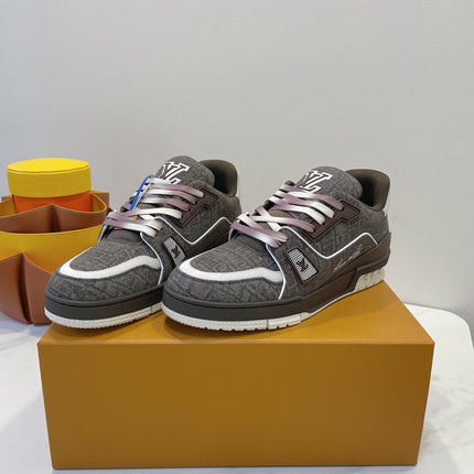 TRAINER SNEAKER IN WOOD BROWN MONOGRAM DENIM FABRIC
