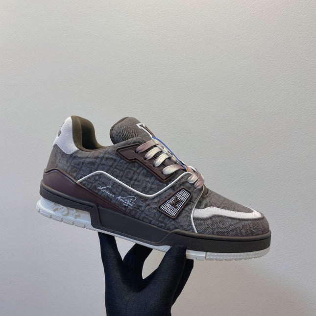 TRAINER SNEAKER IN WOOD BROWN MONOGRAM DENIM FABRIC